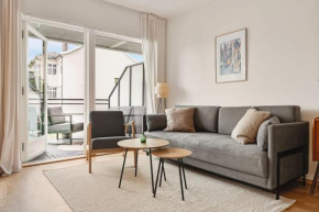 Dinbnb Apartments I City Oasis, workspace & elevator!